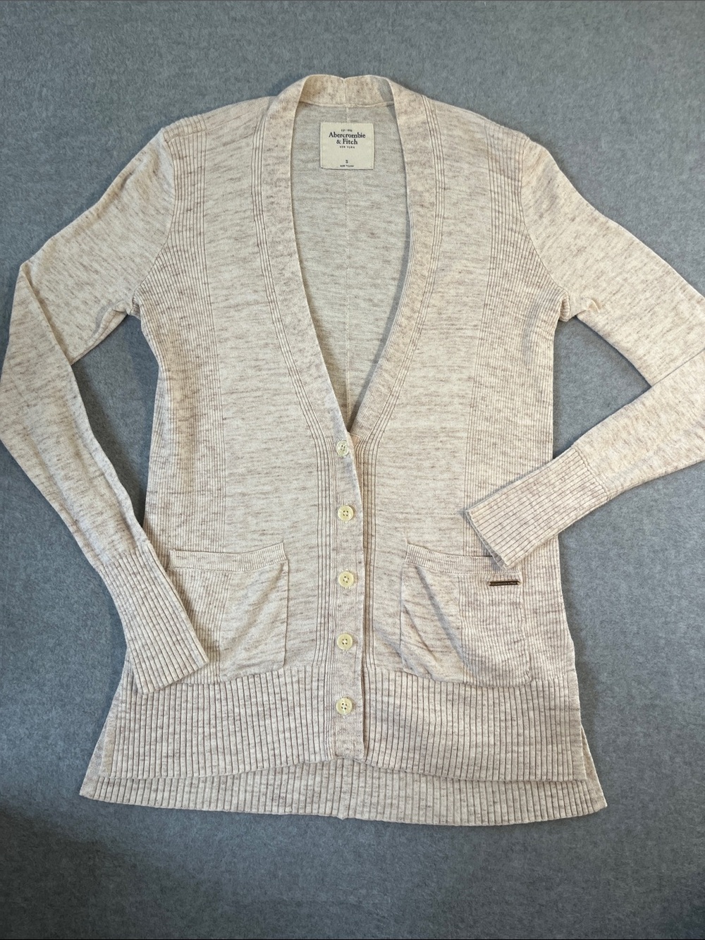 Abercrombie & Fitch Light Cream Women's Button-Front Cardigan
